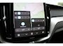 Volvo XC60 T6 Plug-in hybrid AWD Plus Black Edition | Luchtvering | Head-Up Display | 360º Camera | Schuif/Kantel-Panoramadak | Google Infotainment | 21 inch Lichtmetalen velgen|
