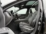 Volvo XC60 T6 Plug-in hybrid AWD Plus Black Edition | Luchtvering | Head-Up Display | 360º Camera | Schuif/Kantel-Panoramadak | Google Infotainment | 21 inch Lichtmetalen velgen|