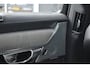 Volvo V90 T8 Plug-in hybrid AWD Ultra Dark | Luchtvering | Trekhaak | Panoramadak | Head up display | Verwarmbare voorstoelen met massagefunctie | Premium audio by Bowers&Wilkins | Interieur voorverwarming
