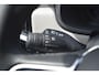 Volvo V90 T8 Plug-in hybrid AWD Ultra Dark | Luchtvering | Trekhaak | Panoramadak | Head up display | Verwarmbare voorstoelen met massagefunctie | Premium audio by Bowers&Wilkins | Interieur voorverwarming