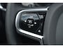 Volvo V90 T8 Plug-in hybrid AWD Ultra Dark | Luchtvering | Trekhaak | Panoramadak | Head up display | Verwarmbare voorstoelen met massagefunctie | Premium audio by Bowers&Wilkins | Interieur voorverwarming