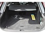 Volvo V90 T8 Plug-in hybrid AWD Ultra Dark | Luchtvering | Trekhaak | Panoramadak | Head up display | Verwarmbare voorstoelen met massagefunctie | Premium audio by Bowers&Wilkins | Interieur voorverwarming