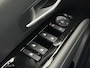 Hyundai Tucson 1.6 T-GDI PHEV Premium Sky 4WD / Accu SoH 100 % / Fabrieksgarantie tot 10-2029 / Panorama schuifdak / Dealer Onderhouden / HUD / Apple Carplay Android Auto / Camera / Elektr. stoelen & klep / Stoelventilatie / Stuur-, stoel- en achterbankverwarming / Stoelverkoeling / 19" LM wielen & All Season banden /
