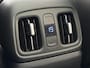 Hyundai Tucson 1.6 T-GDI PHEV Premium Sky 4WD / Accu SoH 100 % / Fabrieksgarantie tot 10-2029 / Panorama schuifdak / Dealer Onderhouden / HUD / Apple Carplay Android Auto / Camera / Elektr. stoelen & klep / Stoelventilatie / Stuur-, stoel- en achterbankverwarming / Stoelverkoeling / 19" LM wielen & All Season banden /