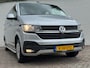 Volkswagen Transporter 2.0 TDI L2H1 30 DC Highline Automaat Trekhaak Navigatie Carplay Cruise Pdc