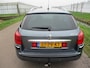 Peugeot 407 SW 2.0-16V XS