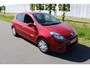 Renault Clio 1.5 dCi Authentique 5 Drs met navigatie en Airco