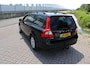 Volvo V70 2.0D Limited Edition met Leder en Navigatie
