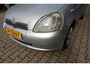 Toyota Yaris 1.0-16V VVT-i Luna