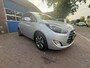Hyundai ix20 1.6i Go! Stuur- en stoelverwarming , PDC Achter, Cruise, Airco enz.