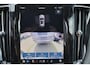 Volvo XC60 T8 Recharge AWD Ultra Black Edition - Panorama/schuifdak - IntelliSafe Assist & Surround - Harman/Kardon audio - Parkeercamera achter - Verwarmde voorstoelen, stuur & achterbank - Parkeersensoren voor & achter - Elektr. bedienb. voorstoelen met geheugen - Head up display - Draadloze tel. lader - Extra getint glas - Inklapbare trekhaak - 21' LMV