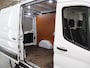 Ford Transit 350 2.0 TDCI | L2 H2 | AUTOMAAT | LIMITED BI-XENON KOPLAMPEN | NAVIGATIE | STOELVERWARMING | ACHTERUITRIJCAMERA | TREKHAAK | BETIMMERDE LAADRUIMTE | ADAPTIEVE CRUISE CONTROL