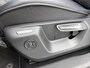 Volkswagen Tiguan 1.5 eHybride R-Line Edition 204 PK | Assistance Pakket Plus | Panorama dak | Stoelmassage/verwarming | Design Pakket | Elektrische Trekhaak | Apple Carplay | Android Auto | 20 Inch Velgen | Camera 360 |