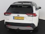 Toyota RAV4 2.5 Hybrid AWD Bi-Tone Innovation Pack I Panoramisch schuif-kanteldak I 360 graden camera I Digitale binnenspiegel I Trekhaak - 1650 KG trekgewicht | JBL | Dodehoek detectie | Navigatie | Apple CarPlay/Android Auto |