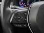 Toyota RAV4 2.5 Hybrid AWD Bi-Tone Innovation Pack I Panoramisch schuif-kanteldak I 360 graden camera I Digitale binnenspiegel I Trekhaak - 1650 KG trekgewicht | JBL | Dodehoek detectie | Navigatie | Apple CarPlay/Android Auto |