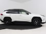 Toyota RAV4 2.5 Hybrid AWD Bi-Tone Innovation Pack I Panoramisch schuif-kanteldak I 360 graden camera I Digitale binnenspiegel I Trekhaak - 1650 KG trekgewicht | JBL | Dodehoek detectie | Navigatie | Apple CarPlay/Android Auto |