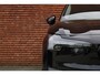 Volvo EX30 Single Motor Extended Range Plus 69 kWh | Elektrisch verstelbare verwarmbare voorstoelen | Adaptieve cruise control | Keyless | Warmtepomp | Verwarmbaar stuurwiel