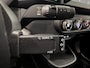 Renault Twingo urban range techno 27.5 kWh | DEMO | Pack Privilege | Stoelverwarming | 18" Inch Lichtmetalen Velgen
