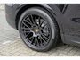 Porsche Cayenne S 2.9 S 441pk Panoramadak Trekhaak elektrisch Comfortstoelen Black edition Luchtvering DAB Sfeerverlichting