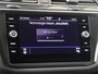 Volkswagen Tiguan 1.4 TSI eHybrid R-Line Business | SoH 89% | Black style | Achteruitrijcamera | Adaptieve demping | Matrix LED verlichting | Adaptieve cruise control | Dodehoekdetectie | Stoel- en stuurwielverwarming |