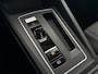 Volkswagen Golf 1.0 eTSI Life | Automaat | Adaptive Cruise | Navi | LMV | PDC | LED | Climate | Dealer Onderhouden |