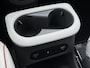 Hyundai Ioniq 5 Connect+ 77.4 kWh / Dealer onderhouden / Fabrieksgarantie tot 01-2029 / CCS snelladen / All season banden / Elektrische achterklep / Rondomzicht camera / Warmtepomp / Climate control / Stuur- Stoel & Achterbank verwarming / Adaptief cruise control /
