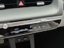 Hyundai Ioniq 5 Connect+ 77.4 kWh / Dealer onderhouden / Fabrieksgarantie tot 01-2029 / CCS snelladen / All season banden / Elektrische achterklep / Rondomzicht camera / Warmtepomp / Climate control / Stuur- Stoel & Achterbank verwarming / Adaptief cruise control /