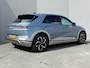 Hyundai Ioniq 5 Connect+ 77.4 kWh / Dealer onderhouden / Fabrieksgarantie tot 01-2029 / CCS snelladen / All season banden / Elektrische achterklep / Rondomzicht camera / Warmtepomp / Climate control / Stuur- Stoel & Achterbank verwarming / Adaptief cruise control /