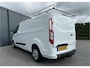 Ford Transit Custom 2.0 TDCI 130 PK / L2H1 / 1e EIG. / 2.800 KG AHG / IMPERIAAL / TREKHAAK / ALUCA INRICHTING / CRUISE / AIRCO