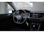 Volkswagen Polo 1.0 TSI Comfortline Business | DSG Automaat | Navigatie | Bluetooth | Stoelverwarming | Stuurbediening | ACC | Carplay Voorbereiding | Airco | 2 X PDC | Garantie