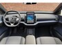 Volvo EX30 Single Motor Extended Range Plus 69 kWh | Stoel-/ stuurwielverwarming | Trekhaak, inklapbaar | Adaptieve cruise control | Apple carplay/Android auto | Keyless entry | Warmtepomp | Dak in contrasterende kleur | 19 inch. lichtmetalen velgen | All-season banden
