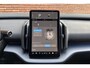 Volvo EX30 Single Motor Extended Range Plus 69 kWh | Stoel-/ stuurwielverwarming | Trekhaak, inklapbaar | Adaptieve cruise control | Apple carplay/Android auto | Keyless entry | Warmtepomp | Dak in contrasterende kleur | 19 inch. lichtmetalen velgen | All-season banden