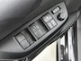 Toyota Yaris 1.5 Hybrid 115 Dynamic Comfort Pack | BTW voertuig | dodehoek detectie |  Stoel+stuurverwarming | Apple CarPlay/Android Auto | Climate Control | Cruise Control Adaptive | Achteruitrijcamera | Parkeersensoren voor+achter |