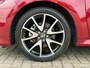 Toyota Yaris 1.5 Hybrid Executive Automaat Stoelverwarming JBL HUD Navigatie Camera LED Half Leder