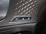 Kia Sorento 1.6 T-GDI Plug-in Hybrid 4WD ExecutiveLine 7p. | SOH 98% | Panoramadak | Lederen Interieur | Ele.verstelbare stoelen + Geheugen | Navigatie | Camera | DAB | Apple CarPlay/ Android Auto | Stoelverwarming + koeling | Adaptieve Cruise Control | Ele. kofferdeksel |