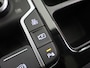 Kia Sorento 1.6 T-GDI Plug-in Hybrid 4WD ExecutiveLine 7p. | SOH 98% | Panoramadak | Lederen Interieur | Ele.verstelbare stoelen + Geheugen | Navigatie | Camera | DAB | Apple CarPlay/ Android Auto | Stoelverwarming + koeling | Adaptieve Cruise Control | Ele. kofferdeksel |