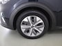 Kia Niro EV e-Niro ExecutiveLine 64 kWh | SOH 94% | Schuif/Kanteldak | El.verstelbare stoelen + geheugen | Navigatie | Camera | Apple CarPlay/Android Auto | Stoelverwarming + koeling | JBL Audio | Trekhaak |