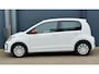 Volkswagen e-Up! | Nieuwe Model | 100% Elektrisch | LAGE KM ! | 5 Drs. | Cruise | Camera | Stoelverwarming |