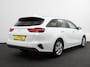 Kia Ceed Sportswagon 1.5 T-GDi 160pk Automaat DynamicLine Climate control Adaptieve cruise control Stuurverwarming Stoelverwarming Navigatie Apple Carplay/ Android Auto Lichtmetalen velgen Achteruitrijcamera