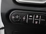 Kia Ceed Sportswagon 1.5 T-GDi 160pk Automaat DynamicLine Climate control Adaptieve cruise control Stuurverwarming Stoelverwarming Navigatie Apple Carplay/ Android Auto Lichtmetalen velgen Achteruitrijcamera