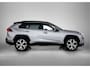 Toyota RAV4 2.5 Plug-in Hybrid AWD Bi-Tone Plus | Trekhaak afneembaar - 1500KG trekgewicht | 360 camera + binnenspiegel | Stoel+stuurverwarming | Stoelventilatie | Dodehoek detectie | Parkeersensoren voor+achter | Elektrische achterklep |