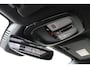 Volvo XC40 B4 Plus Dark | Panoramadak | Trekhaak | Verwarmbare voorstoelen en stuurwiel | Premium audio by Harman Kardon | Adaptieve cruise control