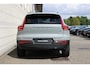 Volvo XC40 B4 Plus Dark | Panoramadak | Trekhaak | Verwarmbare voorstoelen en stuurwiel | Premium audio by Harman Kardon | Adaptieve cruise control