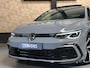 Volkswagen Golf 1.5 eTSI R-Line Edition | Pano | Keyless | Carplay | Sfeerverlichting | Stoel/Stuurverwarming | HUD