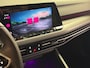 Volkswagen Golf 1.5 eTSI R-Line Edition | Pano | Keyless | Carplay | Sfeerverlichting | Stoel/Stuurverwarming | HUD