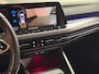 Volkswagen Golf 1.5 eTSI R-Line Edition | Pano | Keyless | Carplay | Sfeerverlichting | Stoel/Stuurverwarming | HUD