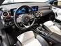 Mercedes-Benz CLA 180 AMG Line Premium Plus / 136pk / Panorama dak / Stoelverwarming / Leder /