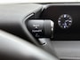 Lexus UX 250h Preference Line | Parkeersensoren | Apple CarPlay / Android Auto | 18" LM Velgen |