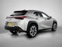 Lexus UX 250h Preference Line | Parkeersensoren | Apple CarPlay / Android Auto | 18" LM Velgen |