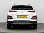 Hyundai Kona Electric EV FASHION 64 kWh | DODEHOEK DETECTIE | PDC | 3 FASE | WARMTEPOMP | CAMERA | CLIMA | CRUISE ADAPT. | NAVI | PRIVACY GLASS | DAKRAILING | APPLE CAR PLAY & ANDROID AUTO |